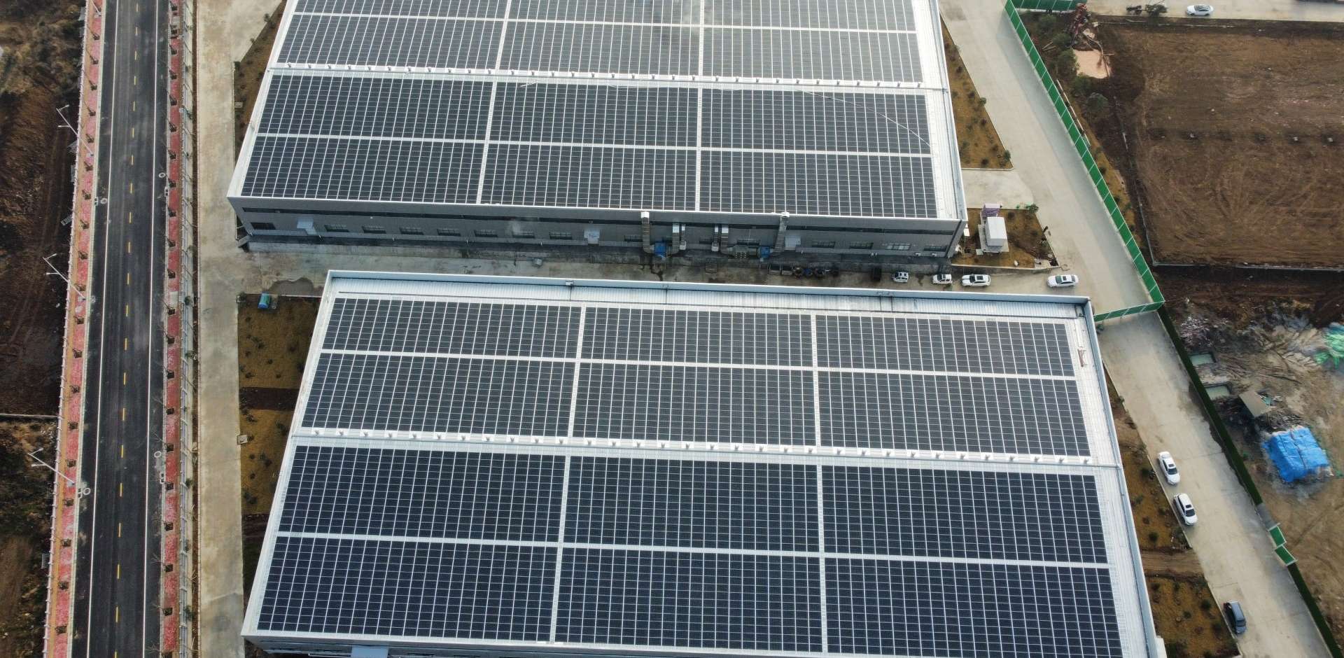 1920-2021年3月，，河南唐河县 中部食物城BIPV光伏项目，，装机量1.8MW，，年发电200万度，，知足45%用电需求.jpg